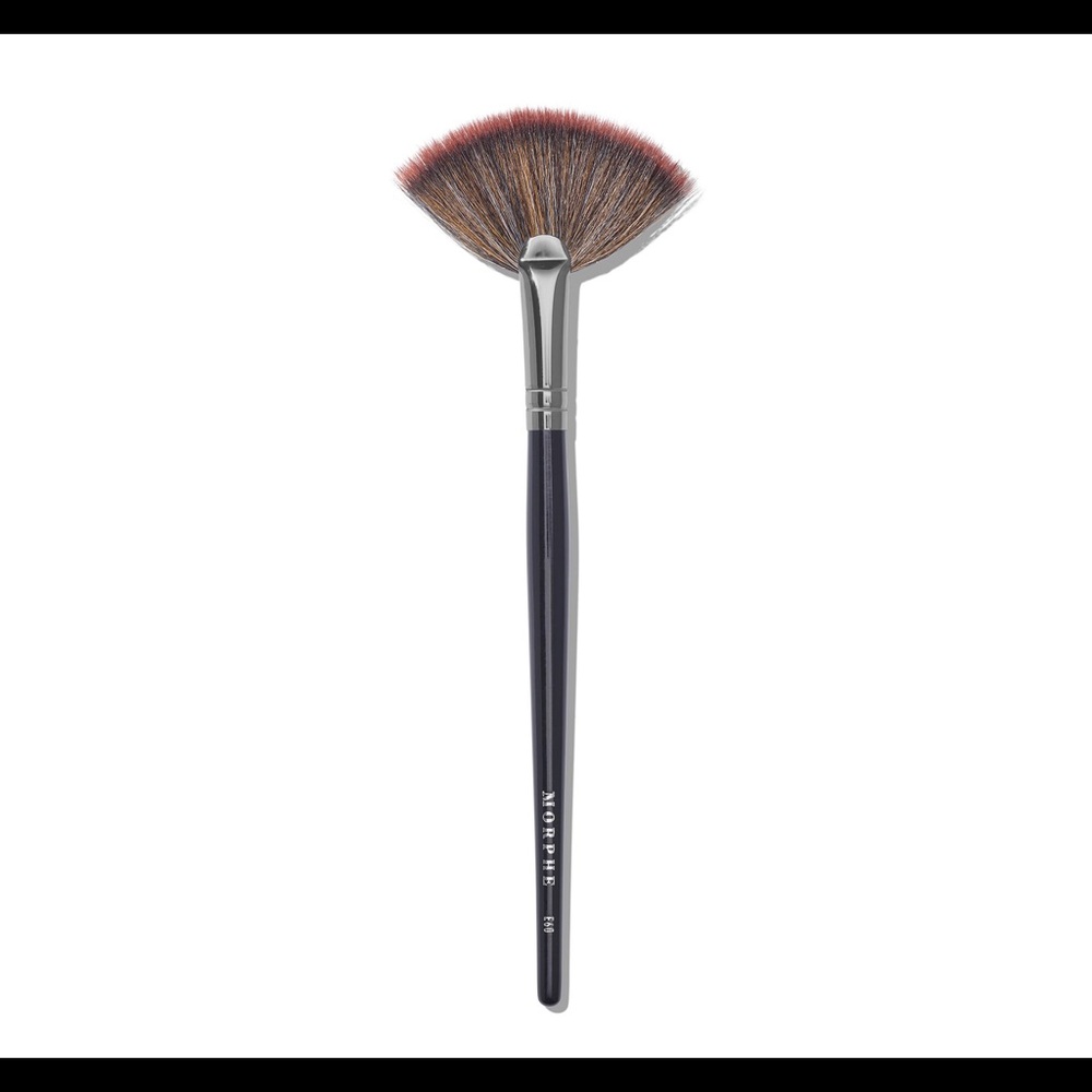 Morphe E60 Deluxe Highlight Fan Brush